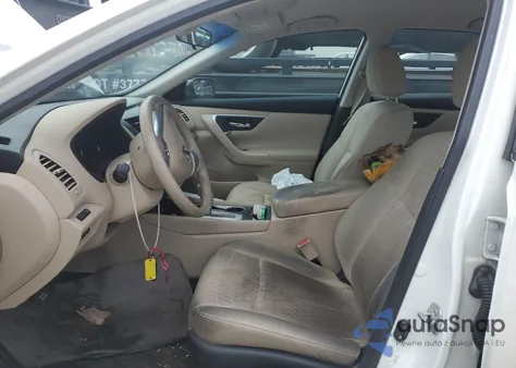 2016 Nissan Altima 2.5 из США, поврежденный, VIN 1N4AL3AP5GC293403